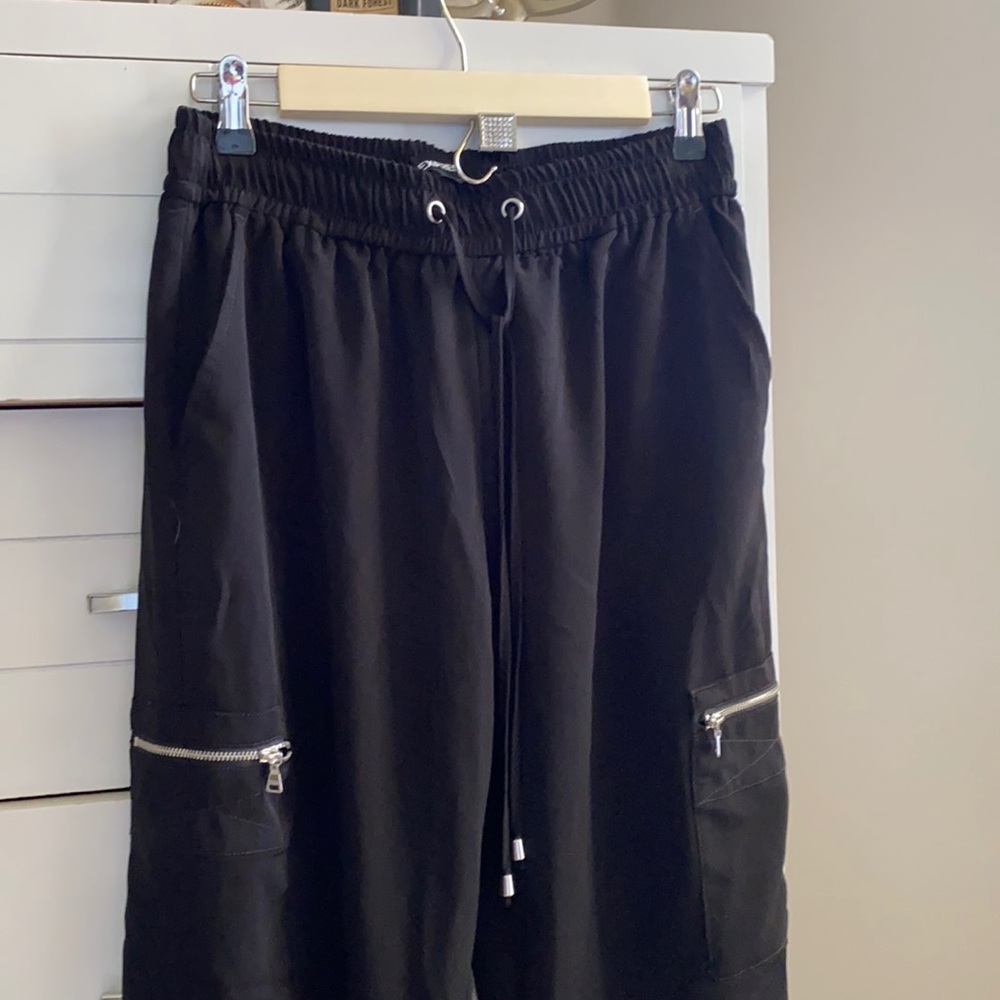 Black express joggers